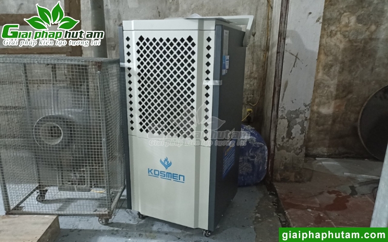 lắp máy hút ẩm bảo quản mây tre đan tại hộ gia đinh 1