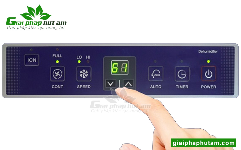 màn hình điều kiển của Máy hút ẩm Fujihaia-DH55BL dễ sử dụng