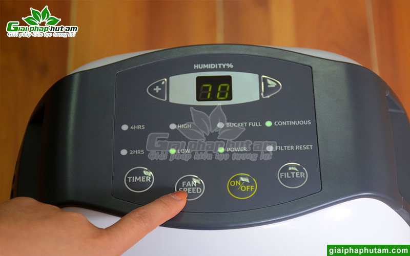 Bảng điều khiển máy hút ẩm Electrolux