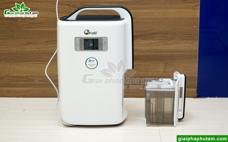 Vệ sinh máy hút ẩm FujiE